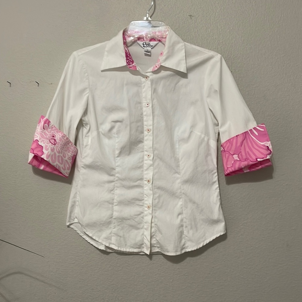 LILLY PULITZER BUTTON DOWN PINK AND WHITE TOP